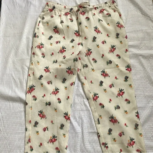 Hill House Home Pants Floral Size Medium White - Picture 9 of 10